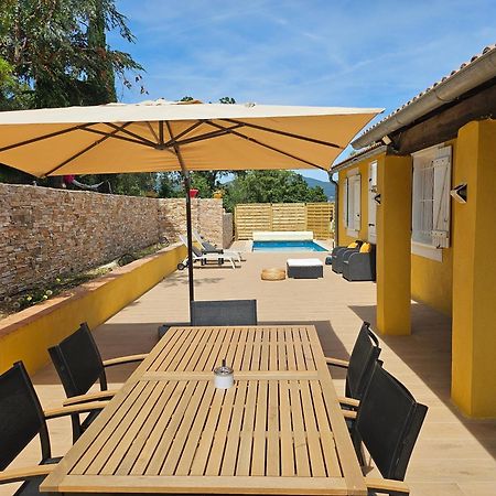 Magnifique Villa Avec Piscine, Sauna Et Hammam La Crau Luaran gambar
